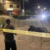 Sicarios asesinaron a un joven domiciliario mientras realizaba una entrega.
