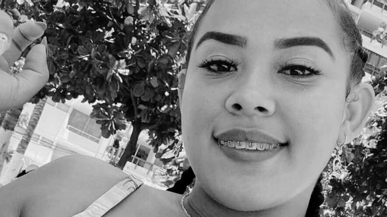 Mujer fue hallada muerta en su cama. Su pareja fue capturada horas después