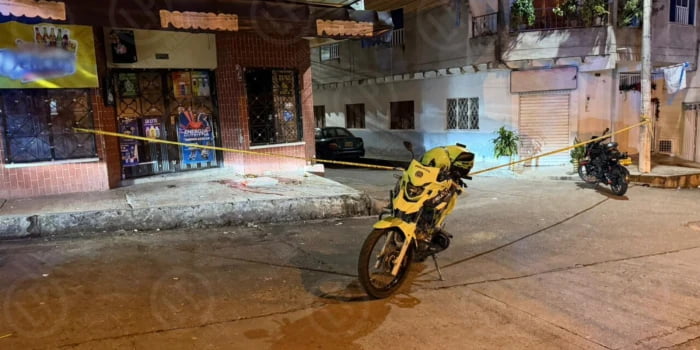 Sicarios dieron de baja a  Mechas en Piedecuesta mientras  tomaba  cerveza