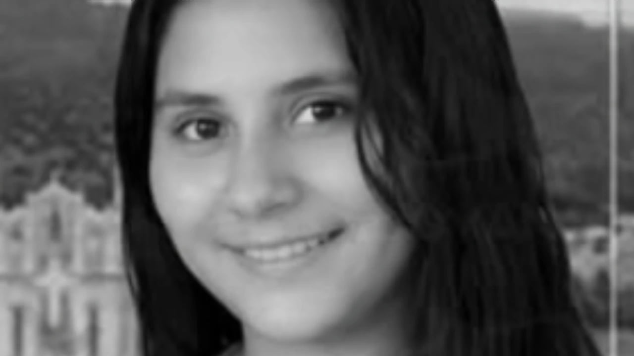 Joven madre fue atacada en su vivienda, sus hijos presenciaron el hecho.