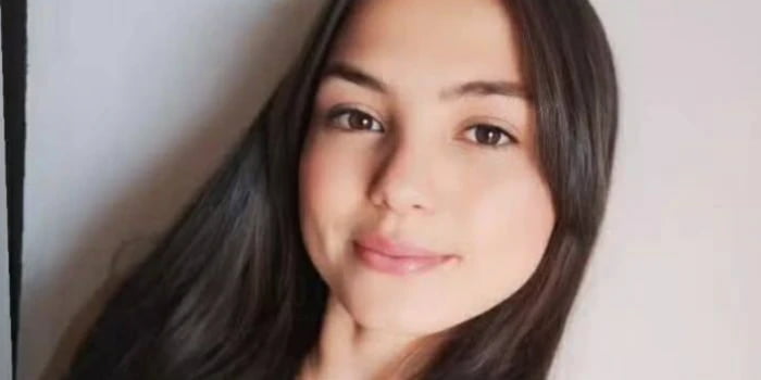 Impactante hallazgo en carretera: joven apareció muerta a un costado de la vía