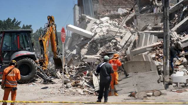 Alrededor de 294 fallecidos deja hasta ahora el terremoto en Colombia