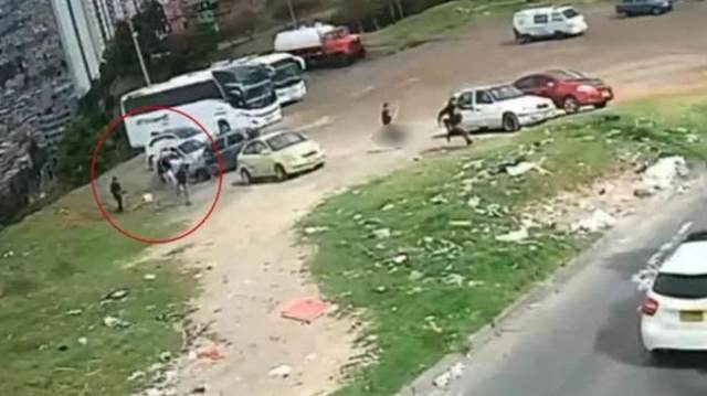 Salieron de la maleza y abrieron fuego: un muerto y cuatro heridos
