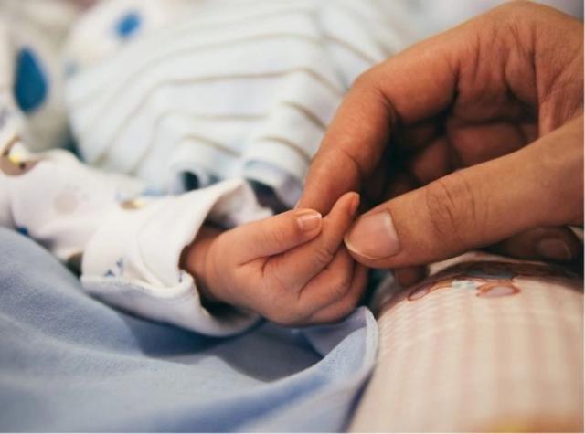 Bebé de 9 meses fue raptada de los brazos de su madre