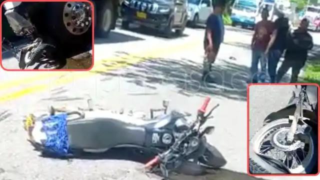 Video: Motociclista murió al quedar debajo de una tractomula