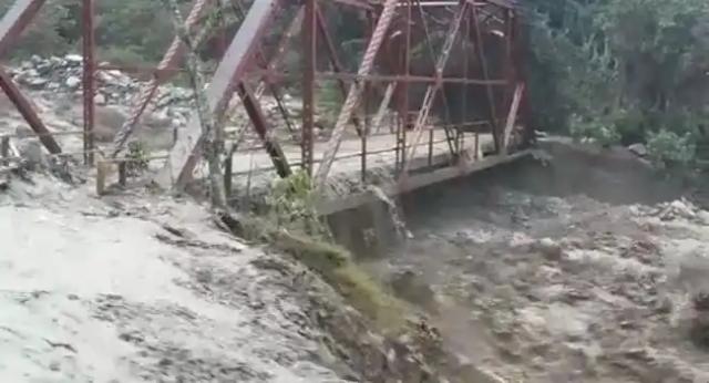 VIDEOS: Gestión del Riesgo de Santander reporta crecientes súbitas de los río Charta y Suratá.