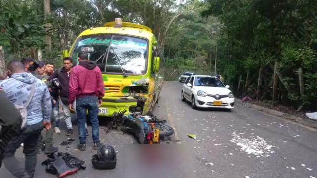 VIDEO: Fue identificado  el motociclista sufrió grave accidente en Bucaramanga