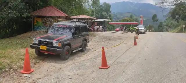Hombre murió cuando conductor dio reversa y lo arrollo en vías de Santander