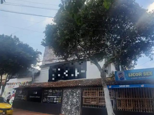 Ladrones entraron a robar un restaurante de Bucaramanga y hieren al propietario