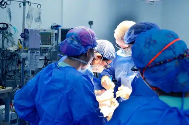 La  FCV conmemora 25 años de su programa de cirugía vascular