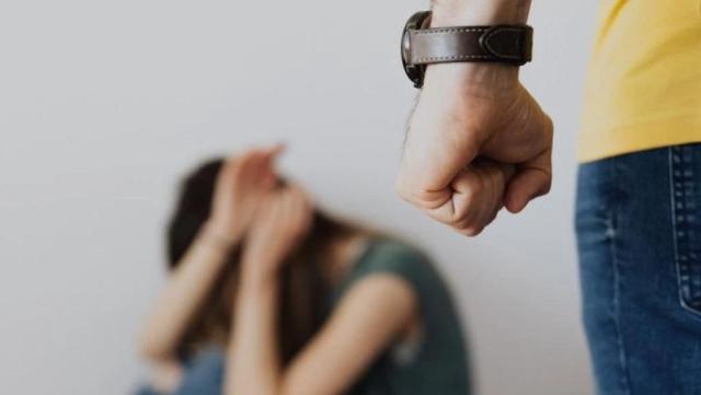 Indignante: Hombre intentó asfixiar a su pareja en Luz de Salvación