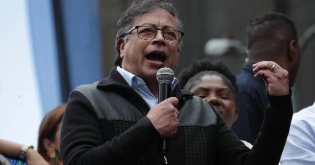 El gobierno nacional confirmó que creará un fondo para financiar a la guerrilla del ELN.