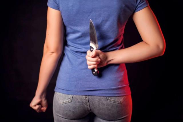 Brutal ataque a una mujer con cuchillo en el barrio José Antonio Galán, alias "Cripin-cruz" seria la agresora
