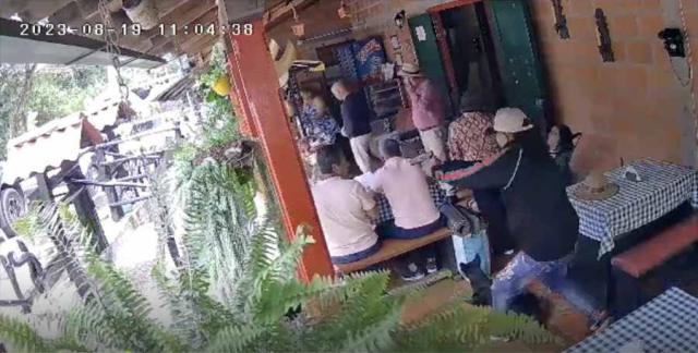 Video: Por la espalda y a quema ropa fue asesinado hombre en San Vicente