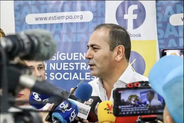 Candidato a la gobernación de Santander Ingreso a urgencias del hospital militar
