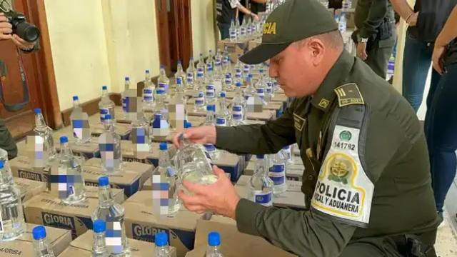 Incautadas 2.133 botellas de licor de contrabando en Bucaramanga