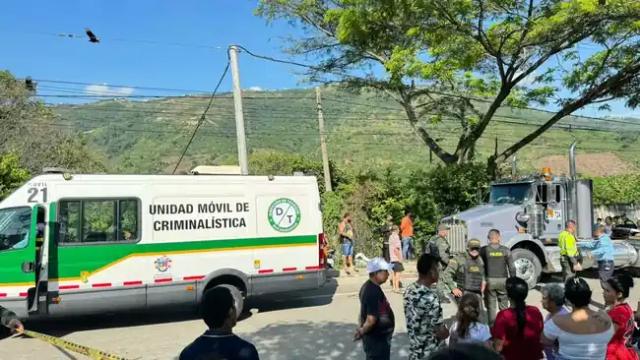 Menor de 10 años falleció tras se arrollado por una tractomula