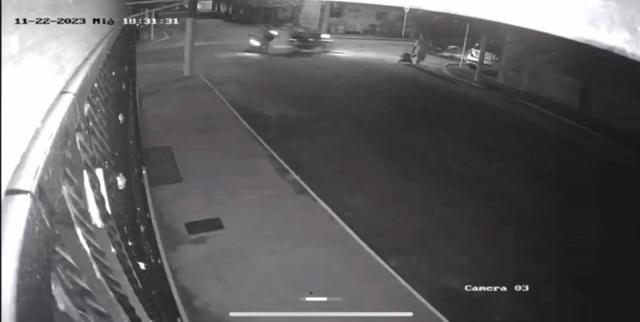En video, un hombre fallece en accidente entre dos motocicletas
