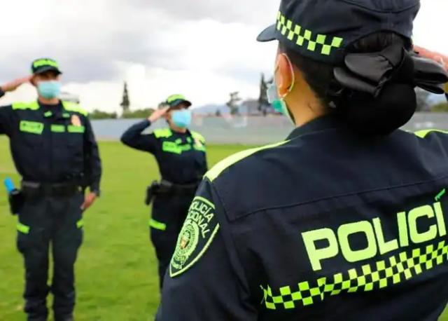 Escándalo de infidelidad sacude a la Policía en Pinchote. Comandante de estación de San Gil involucrado