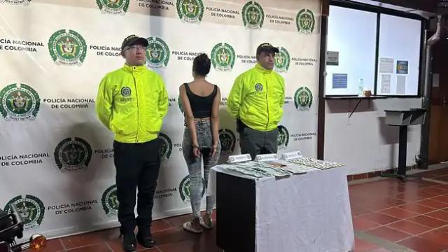 Cayó ante la justicia 'La Barbie Coca' con estupefacientes, en Bucaramanga