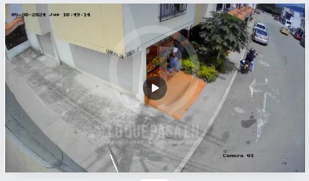 Cámara de seguridad captó el robo a una tendera en Piedecuesta