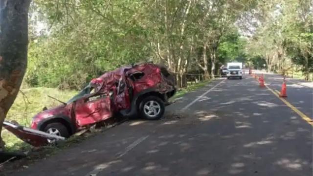 Dos personas muertas a causa de un fatal accidente en carretera de Santander, un microsueño sería la causa del lamentable siniestro.