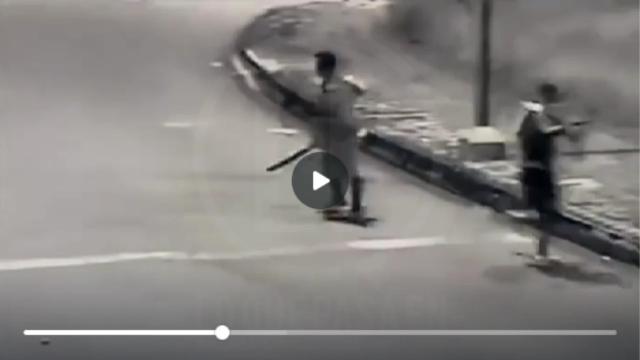 Video: Cámaras captaron Brutal pelea a machete que sembró el pánico en el barrio Balconcitos