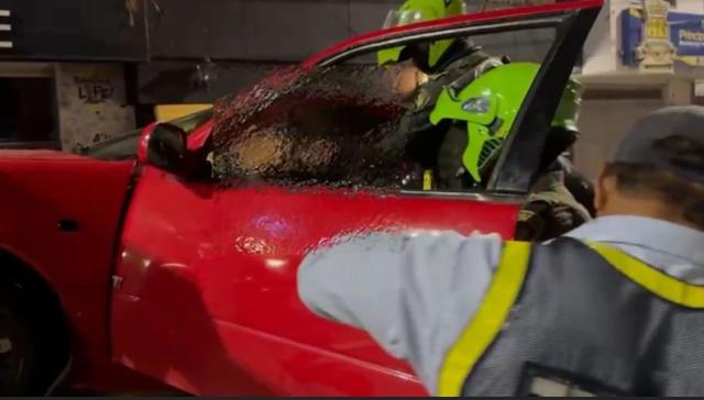 Video: Conductor en aparente estado de embriaguez protagonizó incidente en puesto de control en Bucaramanga
