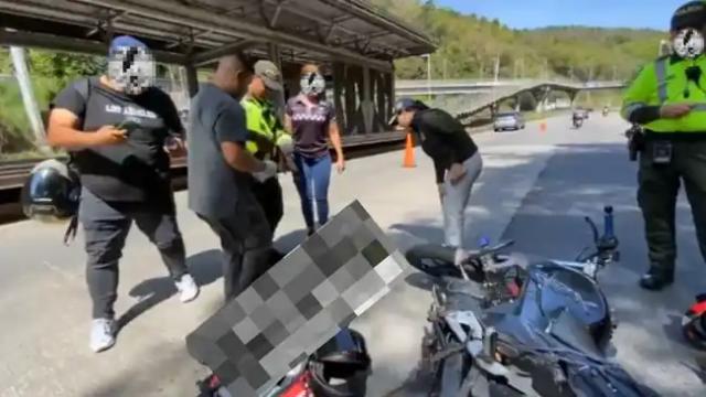Motociclista arrolló a policía en Floridablanca durante el Día sin Carro