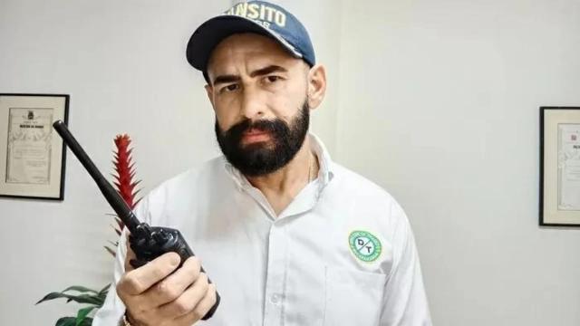 Carlos Bueno desmiente rumores de renuncia como director de Tránsito