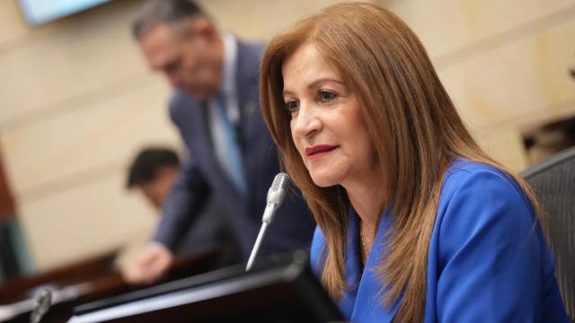Histórico nombramiento de santandereana en Secretaría del Senado de Colombia