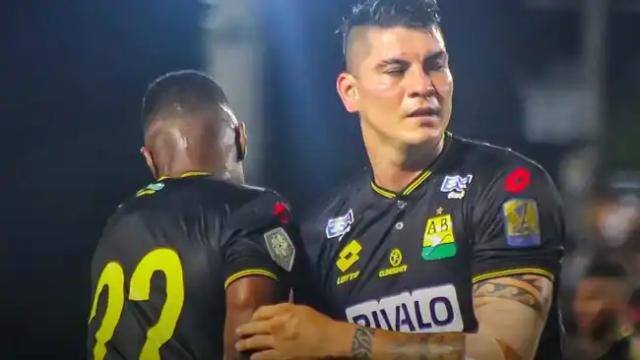 Atlético Bucaramanga venció 3 - 1 a Águilas Doradas y sigue en la lucha