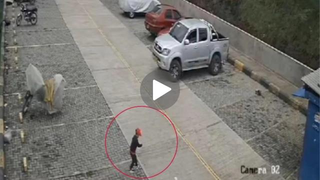 Tragedia: Niño de cuatro 4 murió atropellado en parqueadero residencial