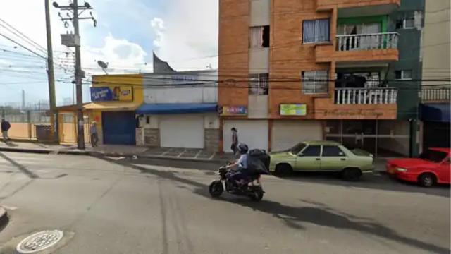Hombre apuñala a joven durante incidente de intolerancia
