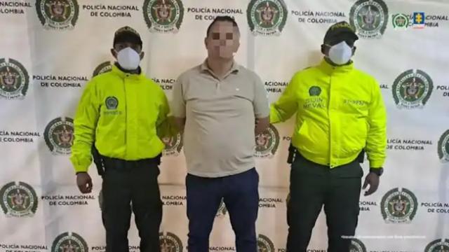 Casa por carcel para subintendente de la Policía señalado de acosar y abusar de cuatro auxiliares