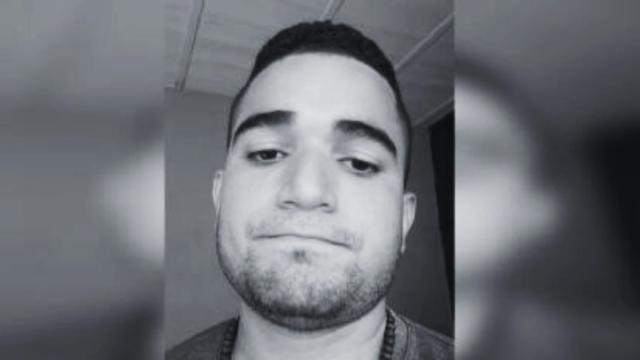 Asesinaron a tiros a tiktoker mientras denunciaba a grupo ilegal en vivo