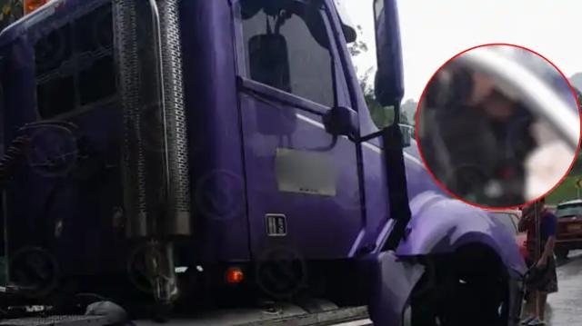 Video: Conductor perdió la vida en aparatoso choque contra tractocamión