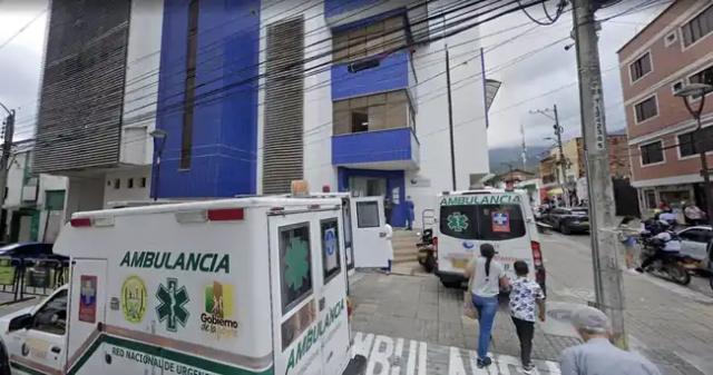 Reconocido cantante de cumbias es señalado de atacar con arma blanca a su pareja en la Cumbre
