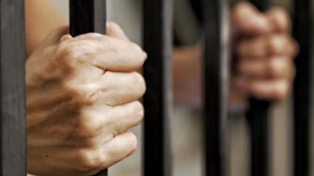 Motín en estación de Policía tras incautación de droga en alimentos