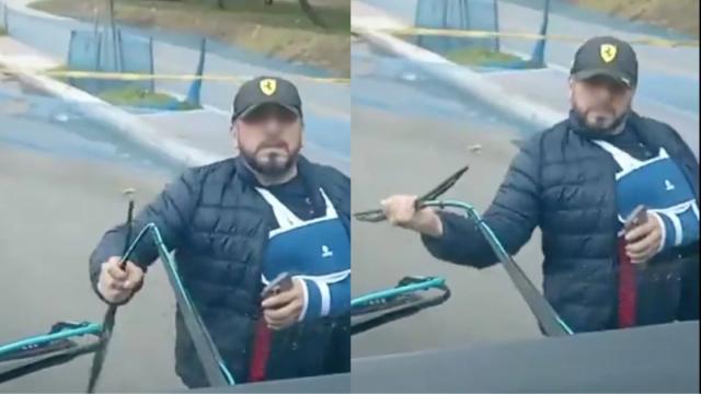 Con el brazo enyesado, hombre furioso dañó parabrisas de bus. Quedó en video