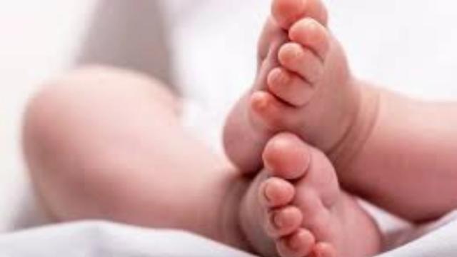 Policía rescata a bebé de 4 meses raptada en el centro. Mujer fue capturada