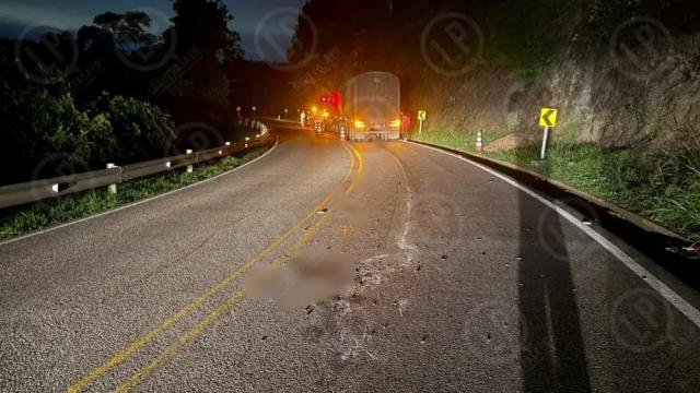 Motociclista murió tras chocar tractocamión en vía La Fortuna–Bucaramanga