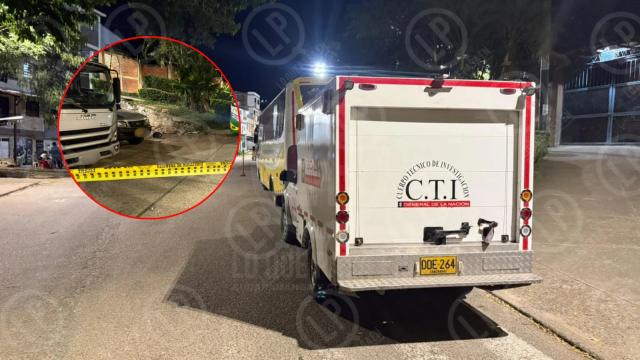 Lo agredieron en la madrugada y en la noche lo asesinaron frente a una cancha.