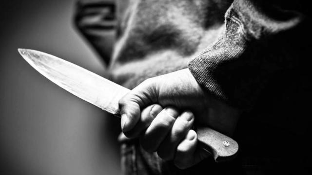 Un abrazo que mató: joven fue asesinado a traición en plena vía pública