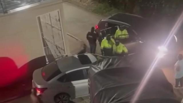 Terror en la madrugada! Fingieron ser policías y todo terminó con una joven muerta.