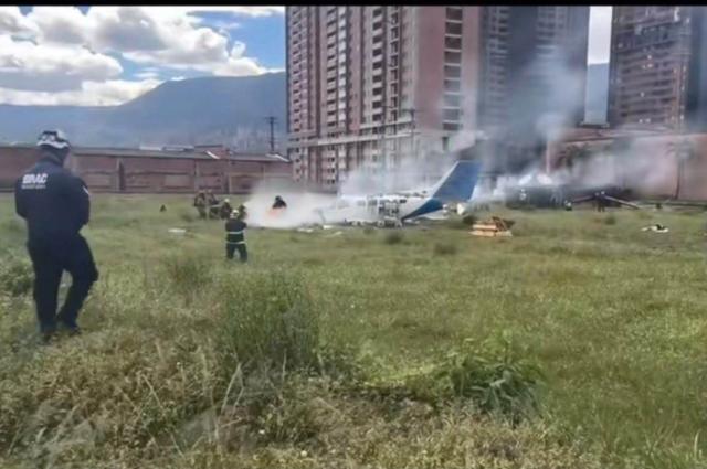 Las imágenes de una aeronave aparentemente accidentada  que se trato de un simulacro