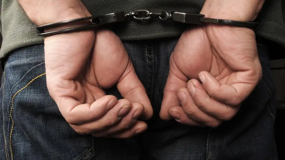 Hombre deberá pagar 42 años y 9 meses de cárcel por el femicidio de su esposa en Santander.