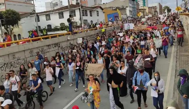 Mañana Bucaramanga se une a las marchas de la oposición del gobierno nacional