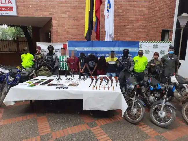 Operaciones militares contra el Clan del Golfo en Santander dejan nueve capturados y tres menores de edad recuperados