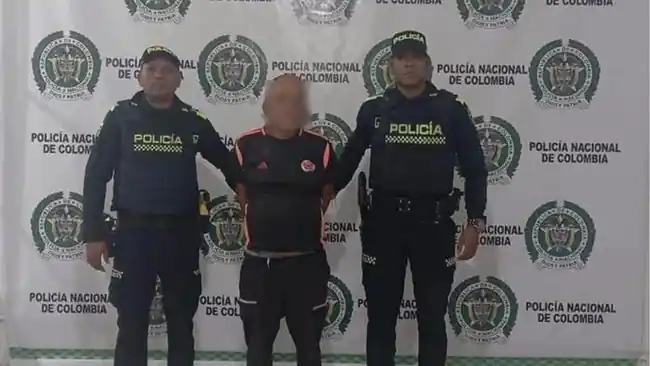 Ofreció mil pesos a un menor para besarla y tocarla.